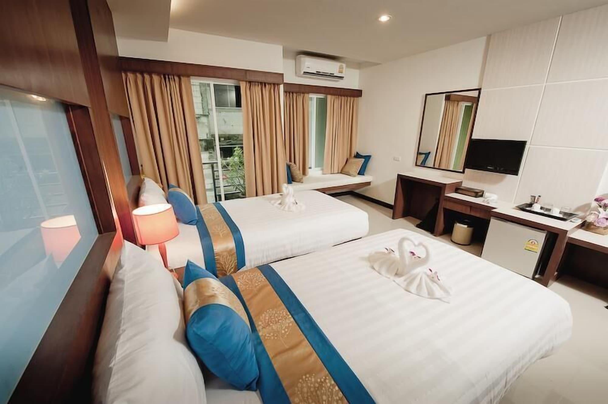 فندق Tuana Blue Sky Patong المظهر الخارجي الصورة