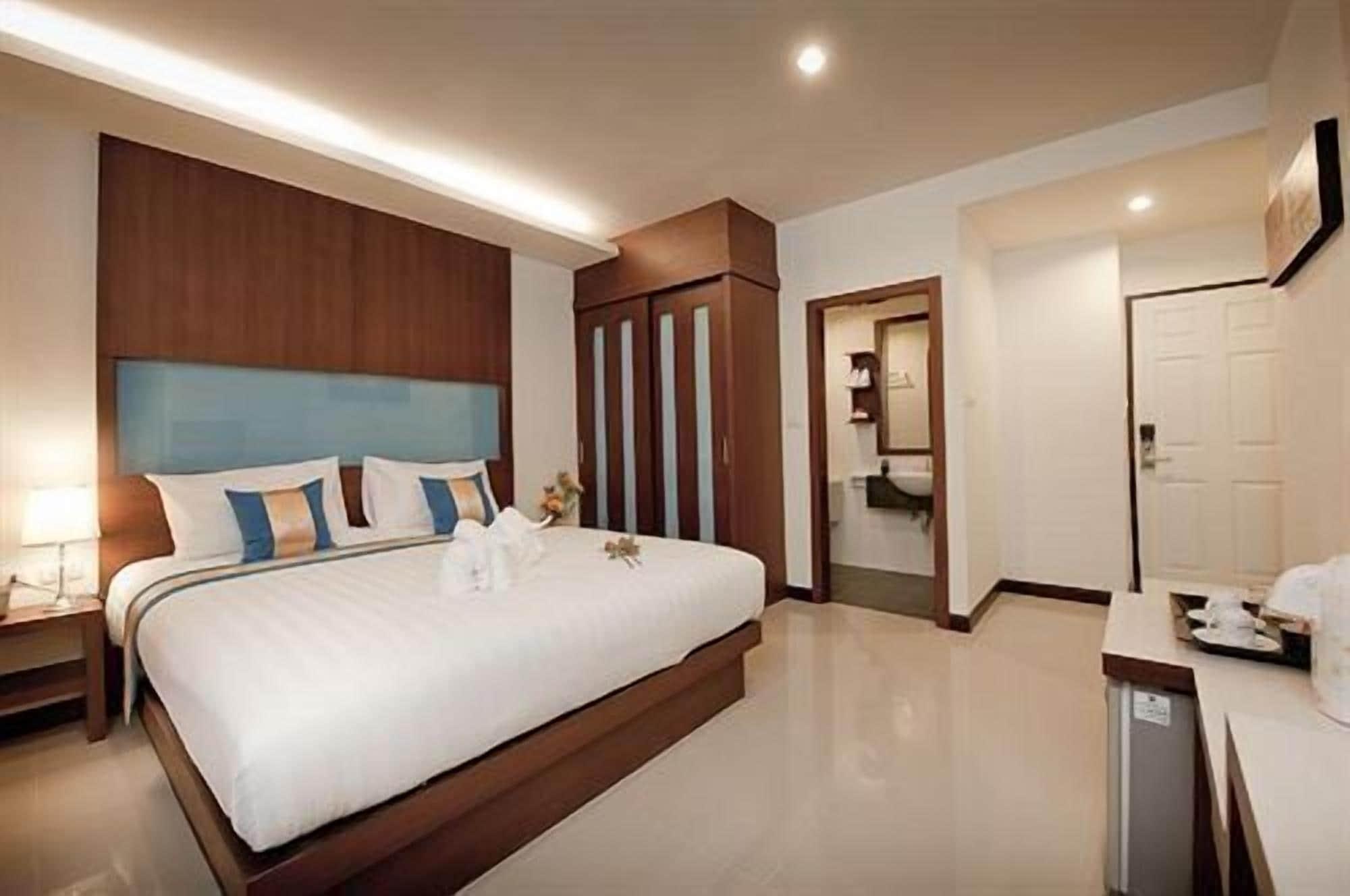 فندق Tuana Blue Sky Patong المظهر الخارجي الصورة