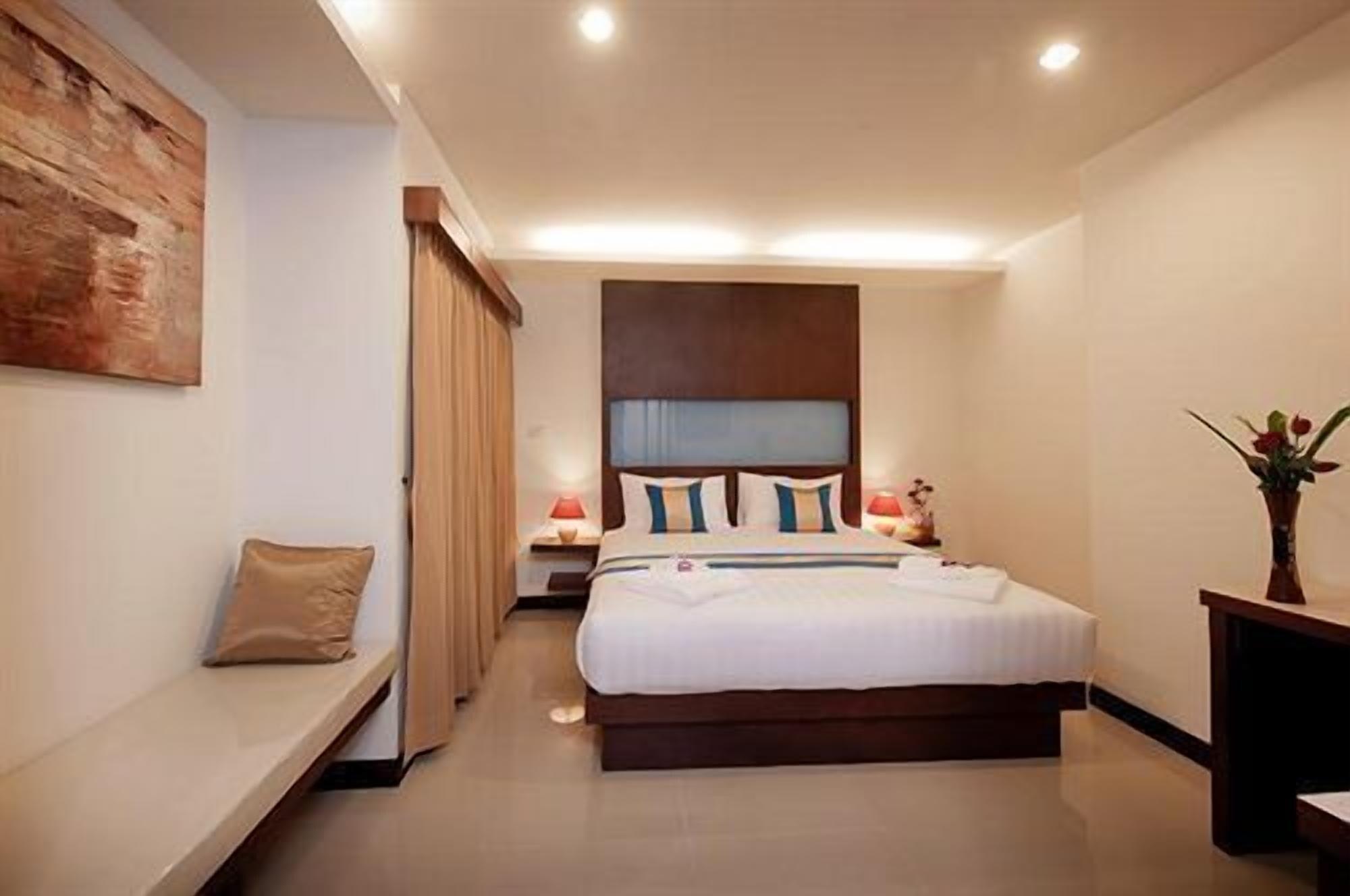 فندق Tuana Blue Sky Patong المظهر الخارجي الصورة