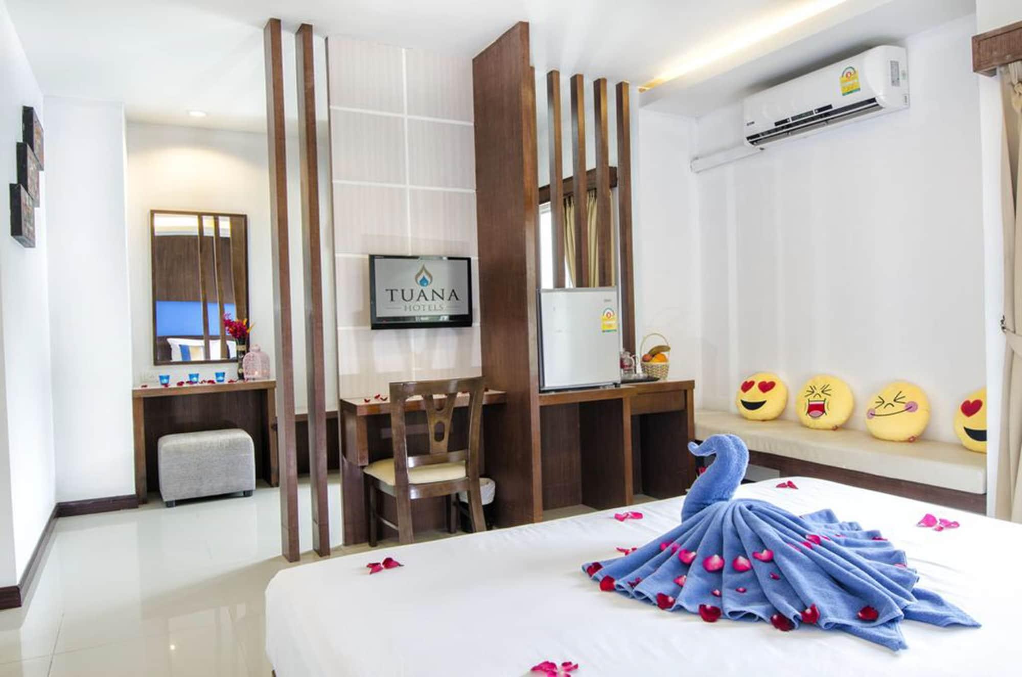 فندق Tuana Blue Sky Patong المظهر الخارجي الصورة